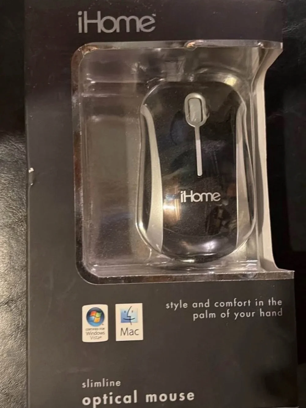 iHome Black and White Slim Wired Optical Mouse